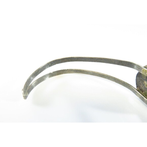 Turquoise Solitaire Cuff Bracelet Vintage Unsigned Navajo Style Sterling Silver - Picture 7 of 11